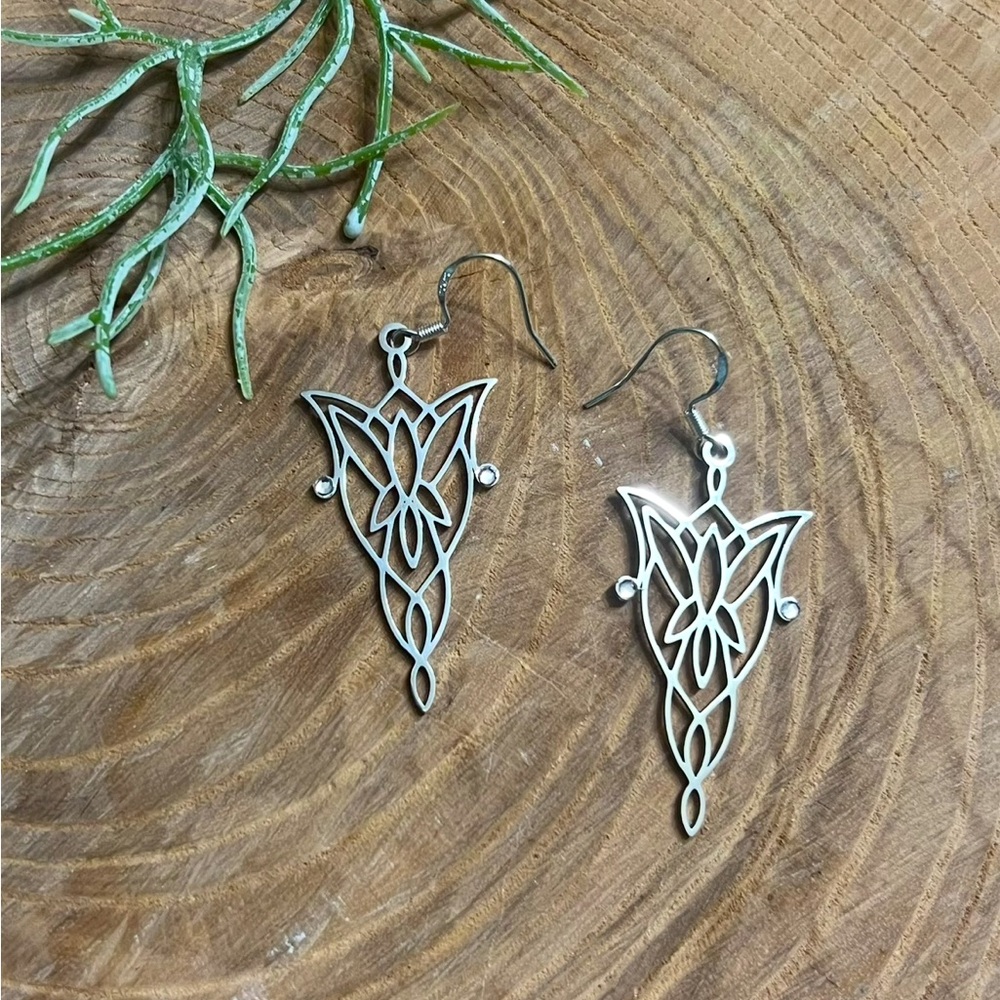 Lord of the Rings Arwen Evenstar Earrings - Elvish Fantasy Bookish Earrings